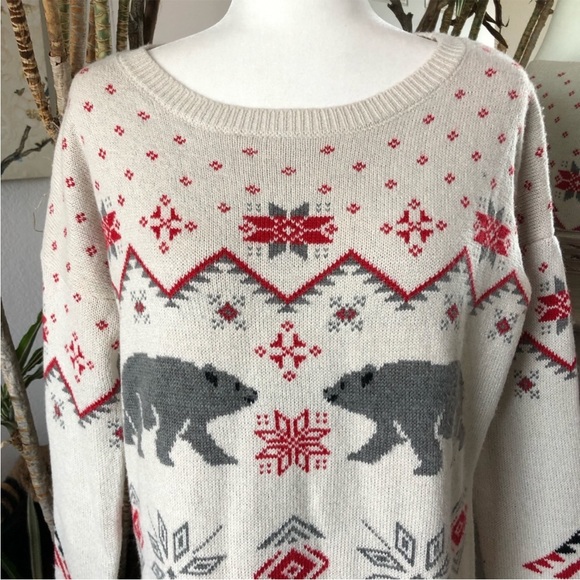 Massimo Supply Co Fair Isle Sweater with Polar Bears - Picture 16 of 16